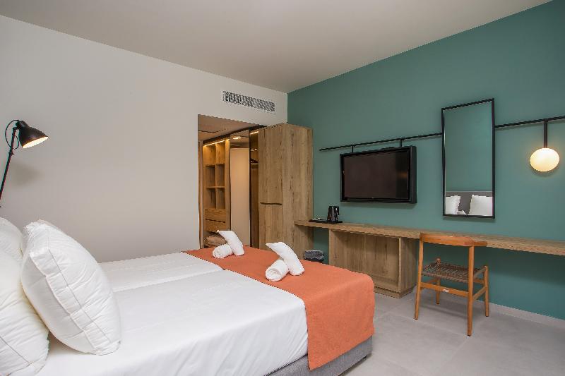 Mazoren Art Hotel - Oda
