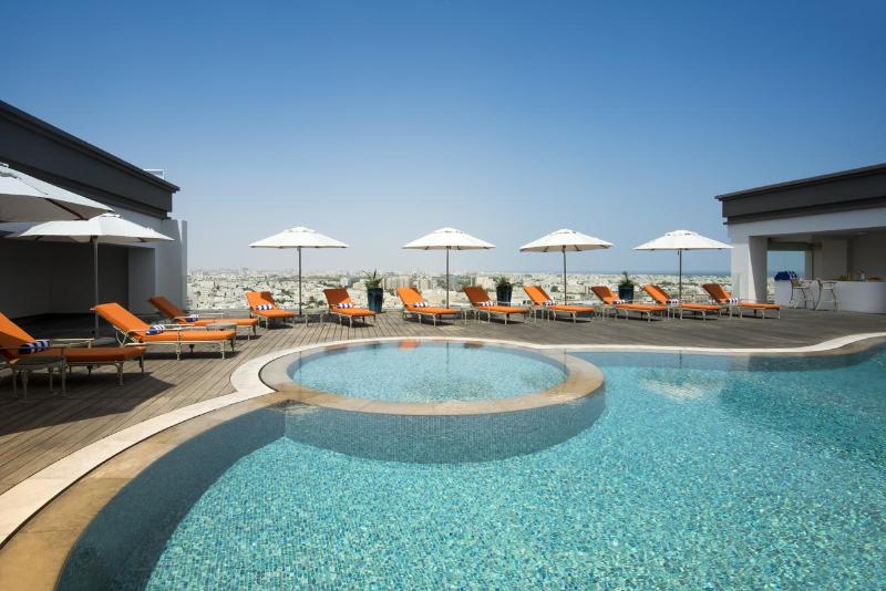 Fraser Suites Muscat - Havuz