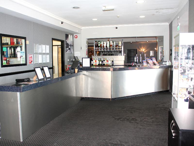 The Royal Boston Hotel by Compass Hospitality - Lobi