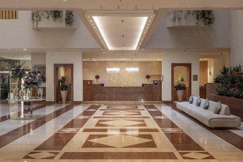 St Raphael Resort - Lobi