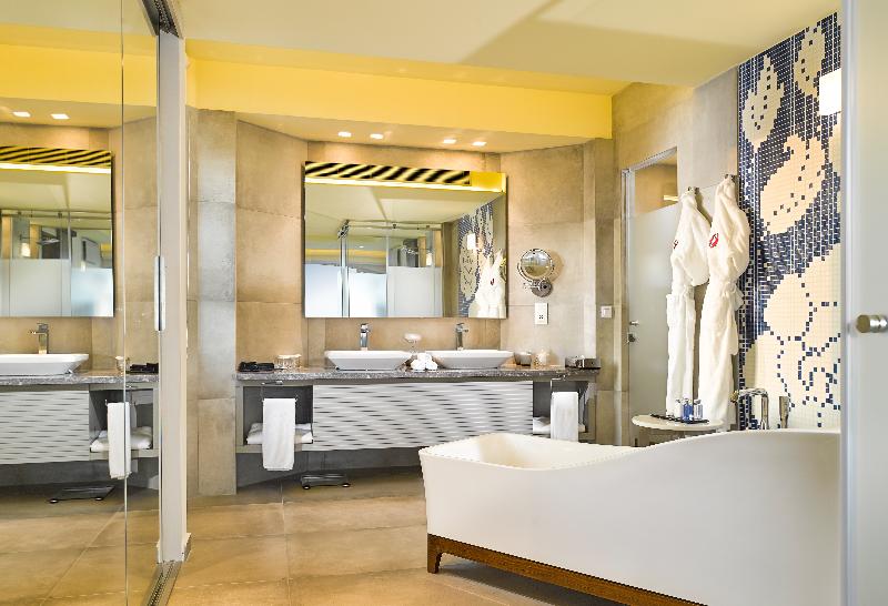 St Raphael Resort - Oda