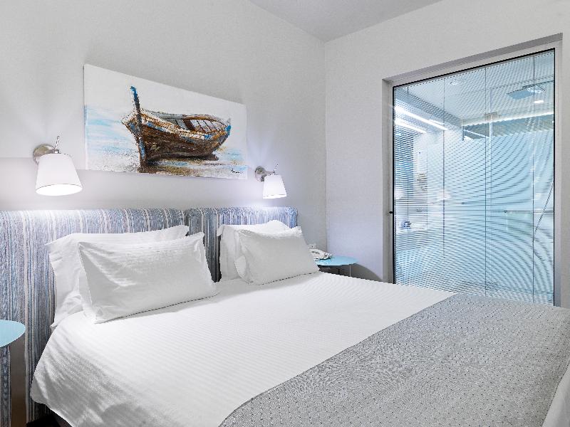 St Raphael Resort - Oda