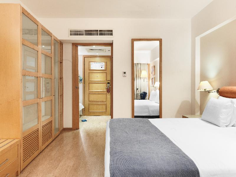St Raphael Resort - Oda