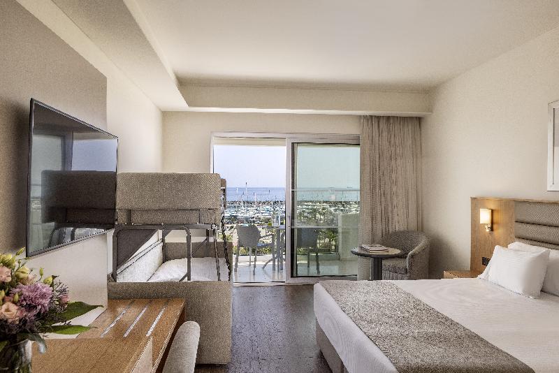St Raphael Resort - Oda
