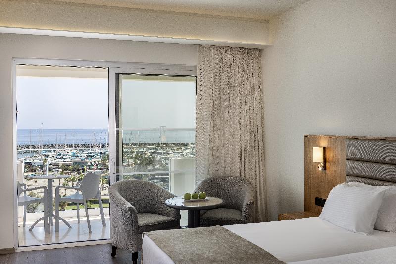 St Raphael Resort - Oda