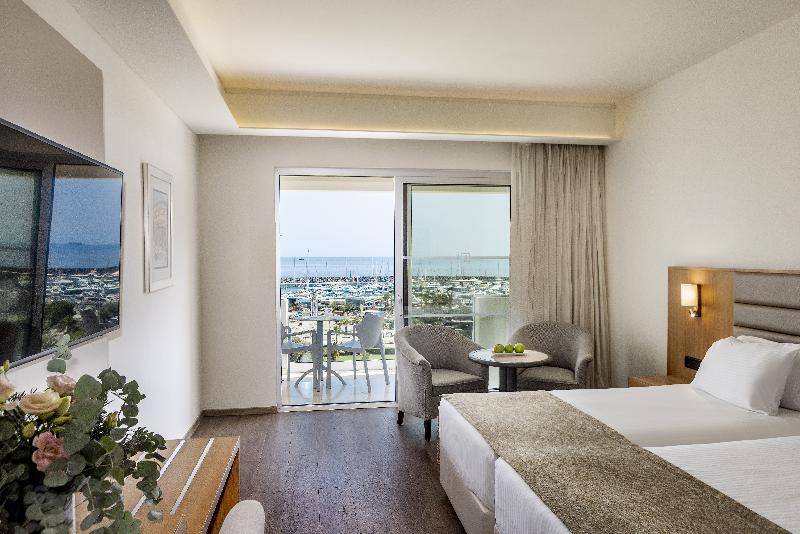 St Raphael Resort - Oda