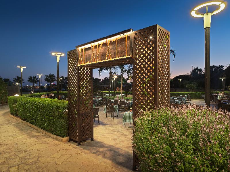 St Raphael Resort - Restoran