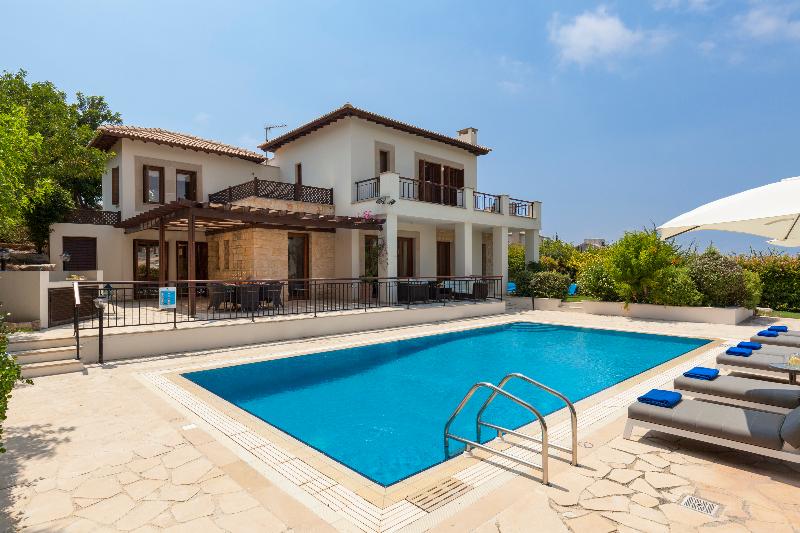 Aphrodite Hills Residences Superior Villas - Oda
