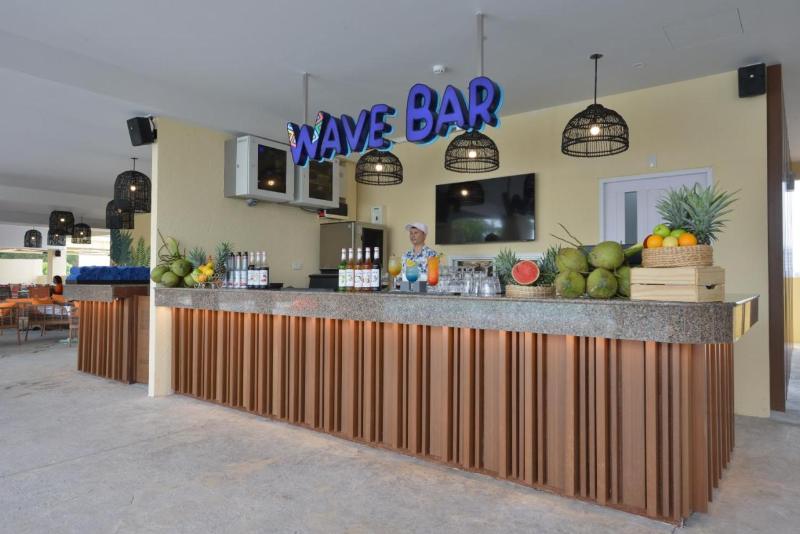 Centre Point Prime Hotel Pattaya - Bar