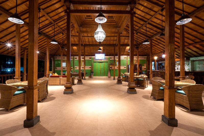 Tapa Bale Gede - Restoran