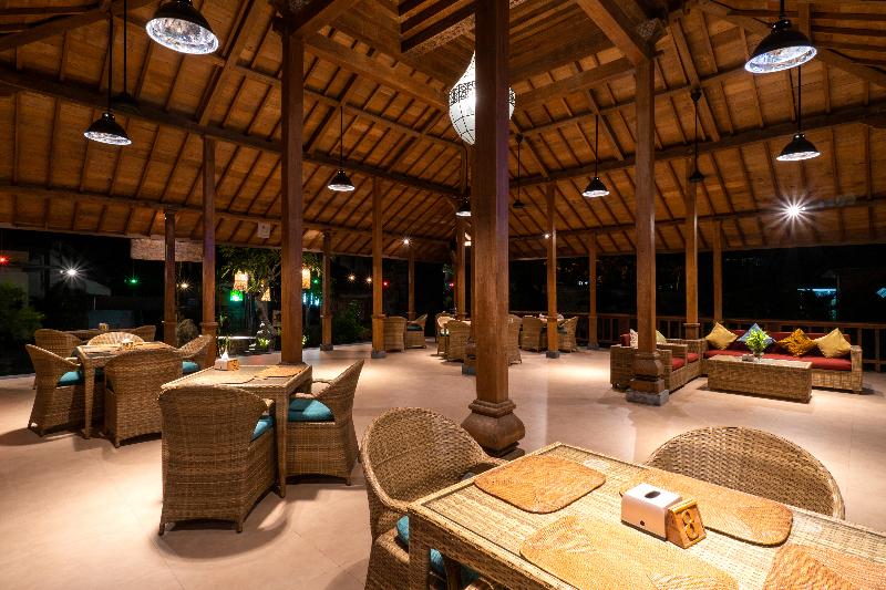 Tapa Bale Gede - Restoran