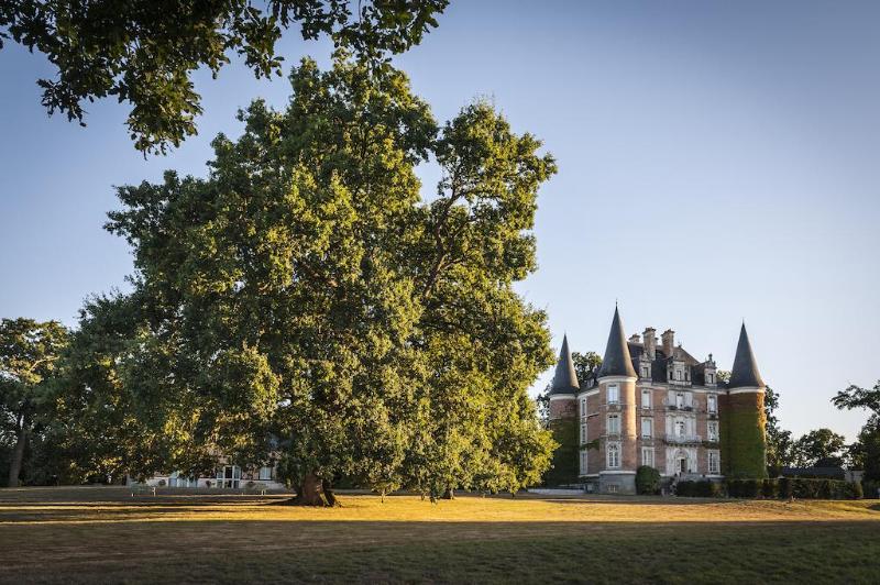 Le Château D'Apigné - Genel