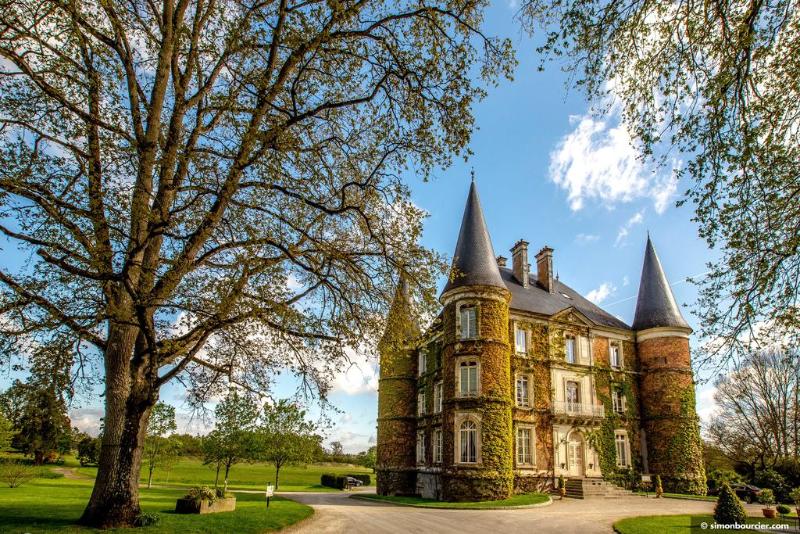 Le Château D'Apigné - Genel