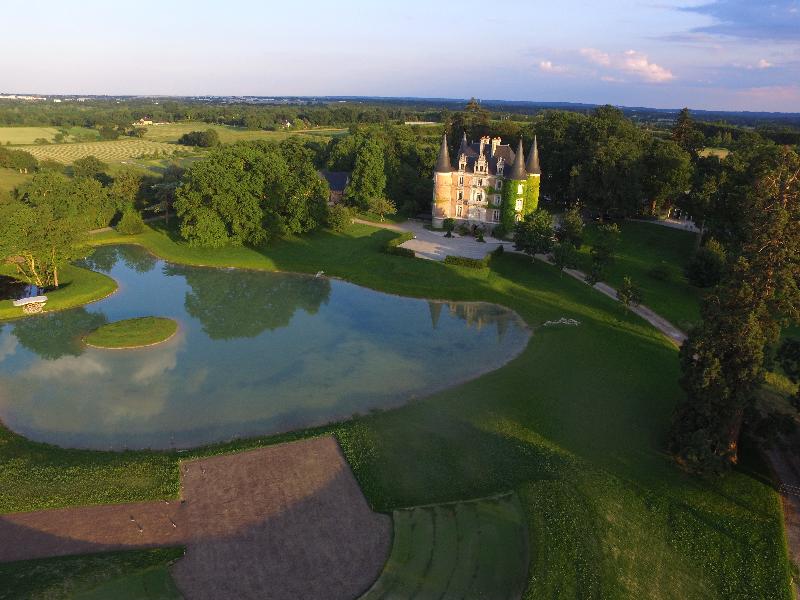 Le Château D'Apigné - Genel