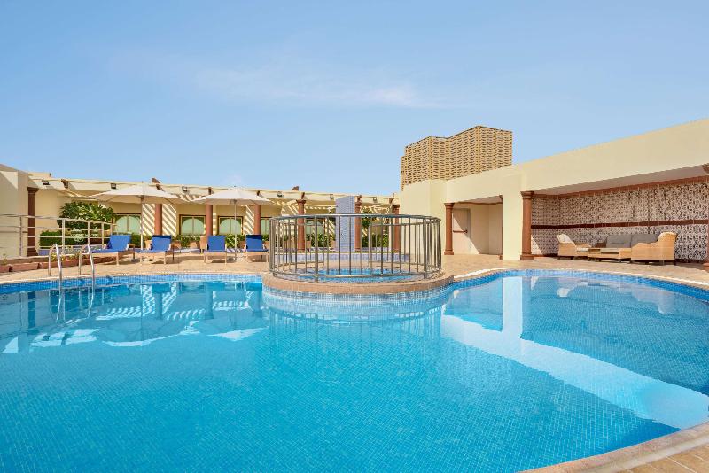 Wyndham Garden Dammam - Havuz