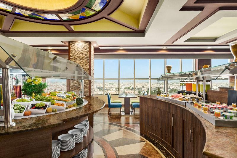 Wyndham Garden Dammam - Restoran