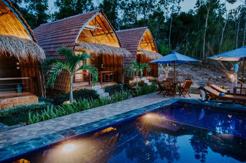 Sundi Ocean Bungalow by ABM - Havuz