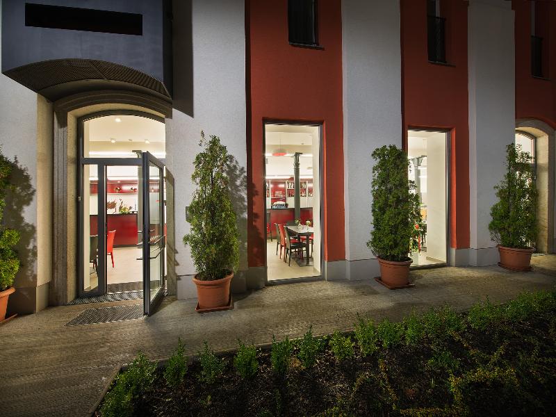 EA Business Hotel Jihlava - Genel