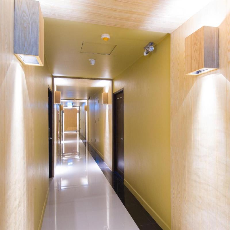 ZENNIQ Hotel Bangkok - Lobi