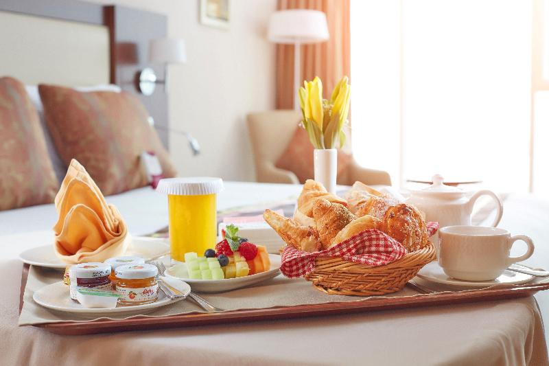 Millennium Plaza Downtown Suites exCrowne Plaza Ap - Oda