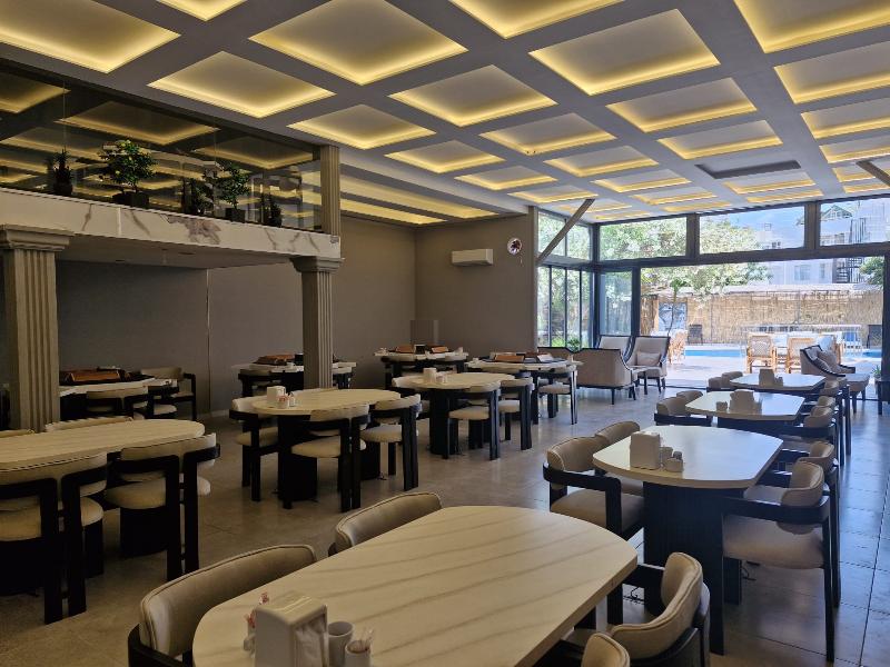 Vois Kemer Hotel - Restoran