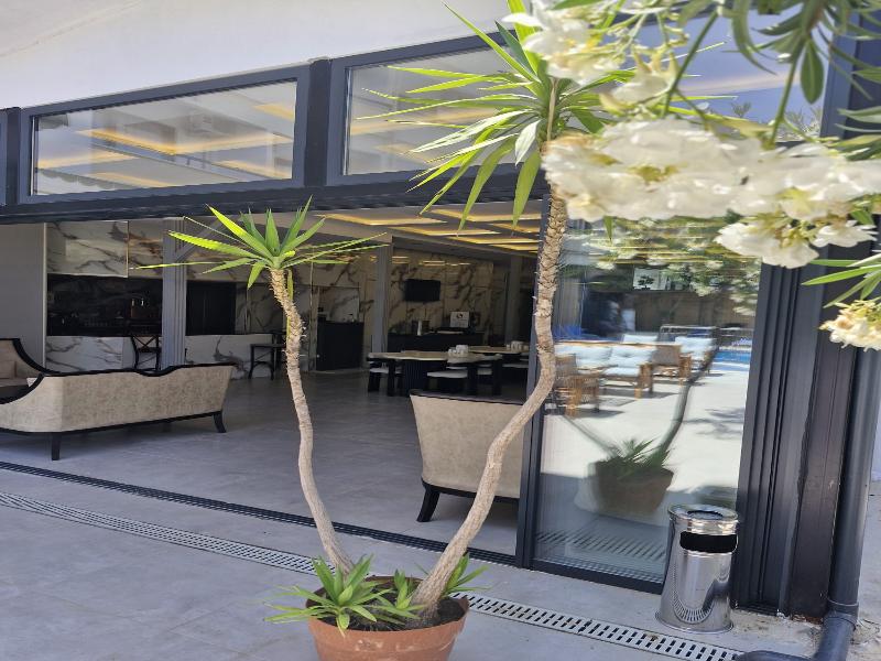 Vois Kemer Hotel - Restoran