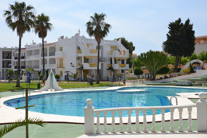Kione Playa Romana - Havuz