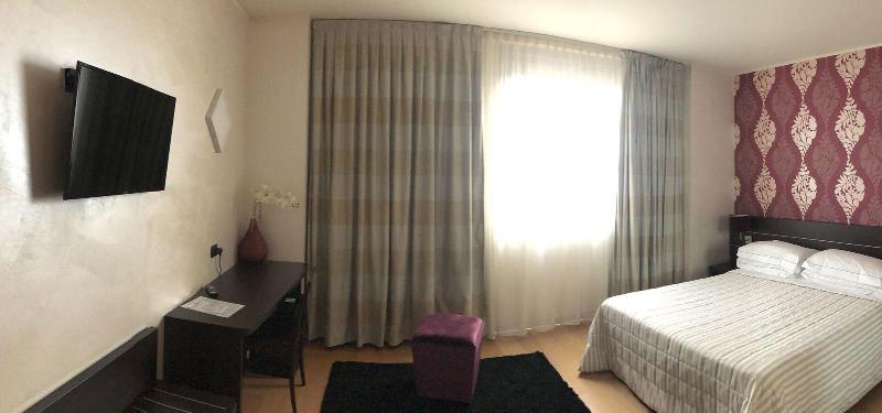 Casta Hotel - Oda