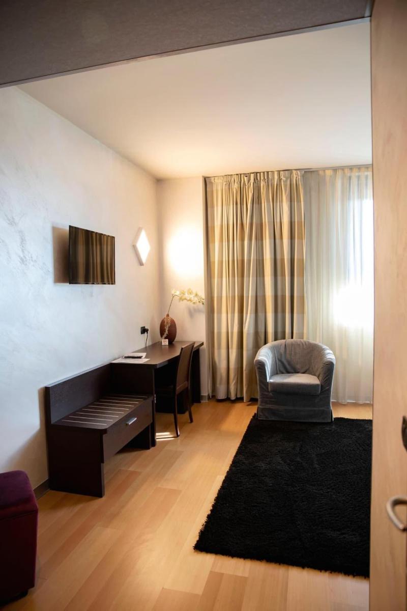 Casta Hotel - Oda