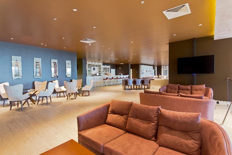 Euphoria Batumi Convention & Casino Hotel - Bar