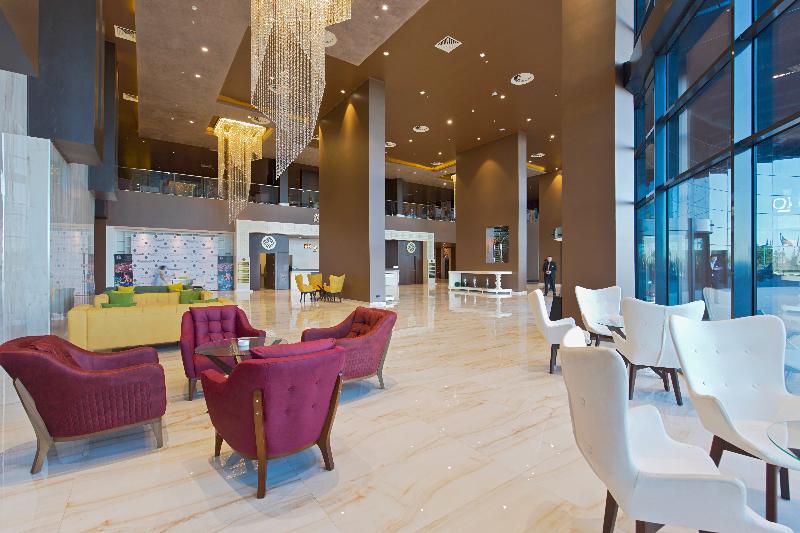 Euphoria Batumi Convention & Casino Hotel - Lobi