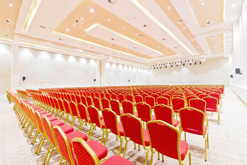 Euphoria Batumi Convention & Casino Hotel - Toplantı