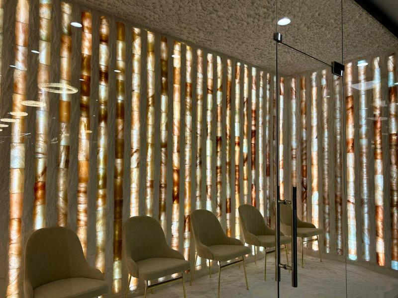 Euphoria Batumi Convention & Casino Hotel - Havuz