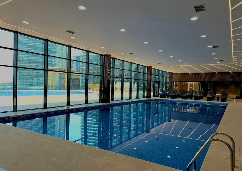 Euphoria Batumi Convention & Casino Hotel - Havuz