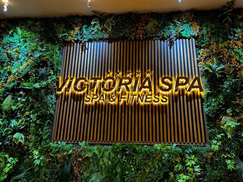 Euphoria Batumi Convention & Casino Hotel - Havuz