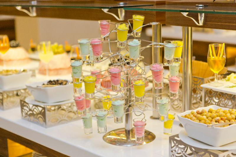 Euphoria Batumi Convention & Casino Hotel - Restoran
