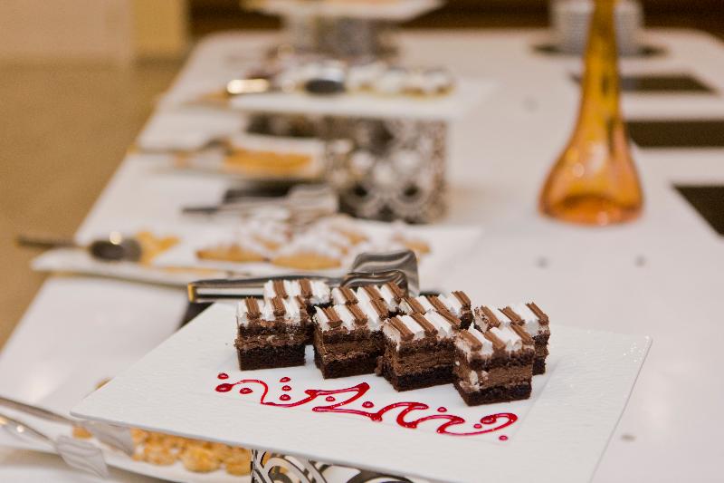 Euphoria Batumi Convention & Casino Hotel - Restoran