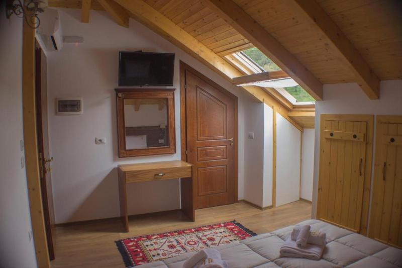 Bineri hotel Gjirokastra - Genel