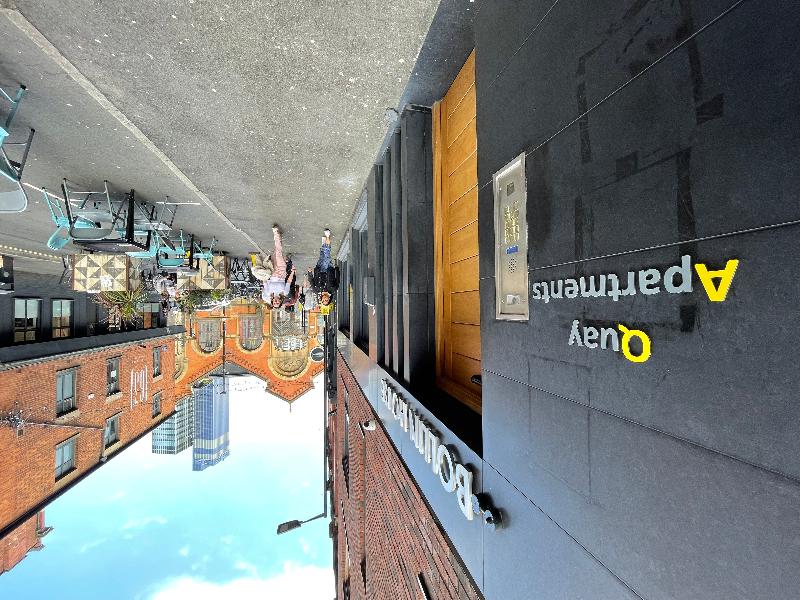 Quay Apartments Manchester - Lobi
