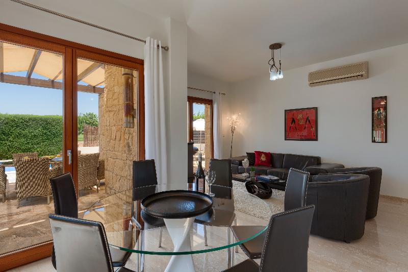 Aphrodite Hills Residences Junior Villas - Oda