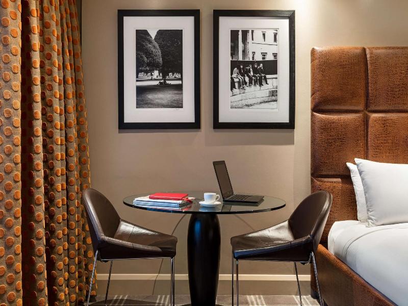 Radisson Blu Hotel & Conference Centre, London LHR - Oda