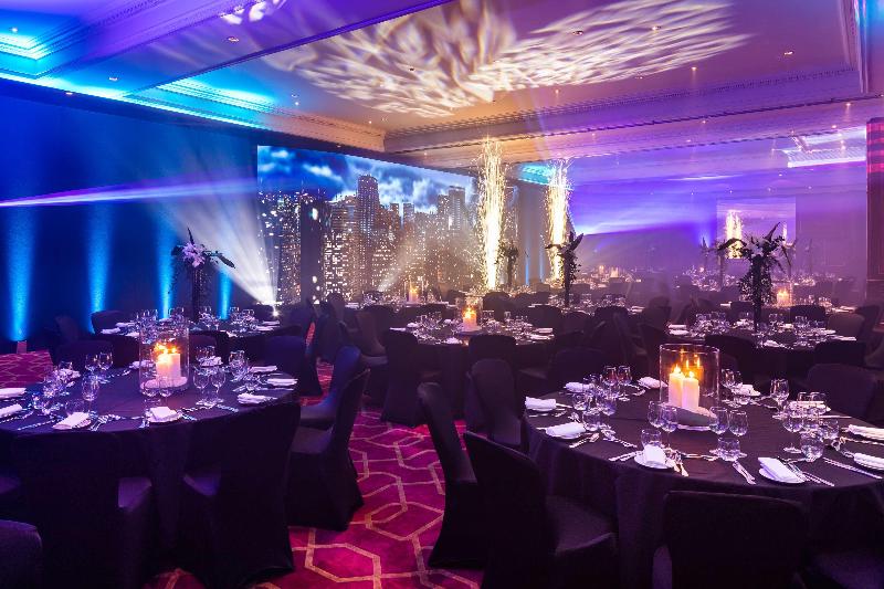 Radisson Blu Hotel & Conference Centre, London LHR - Restoran