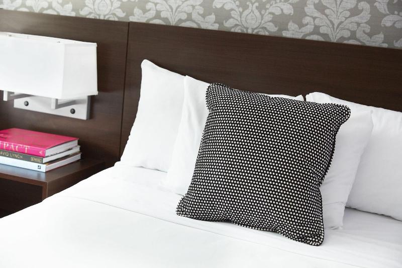 Royal Regency Hotel - Oda