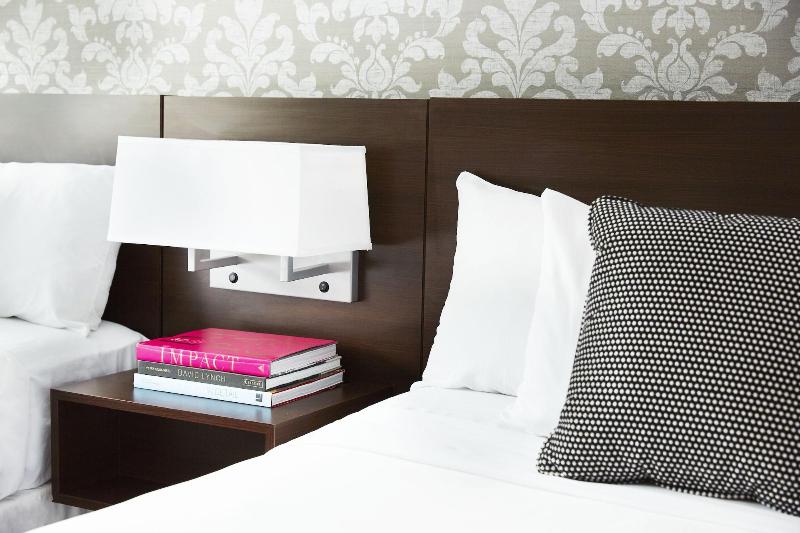 Royal Regency Hotel - Oda