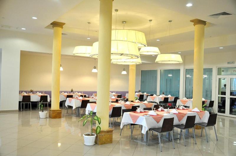 City Hotel Duqm - Restoran