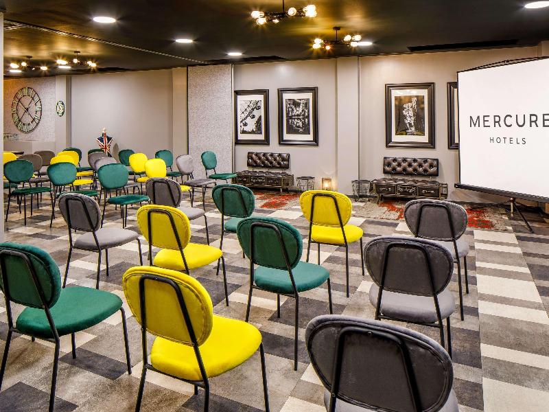 Mercure Londra Köprüsü - Toplantı