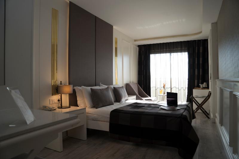 Sky Kamer Boutique Hotel - Oda