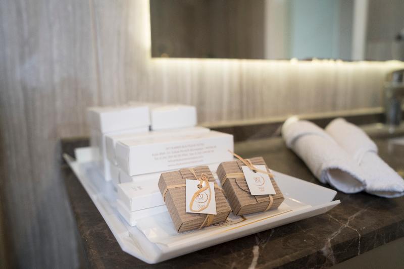 Sky Kamer Boutique Hotel - Oda