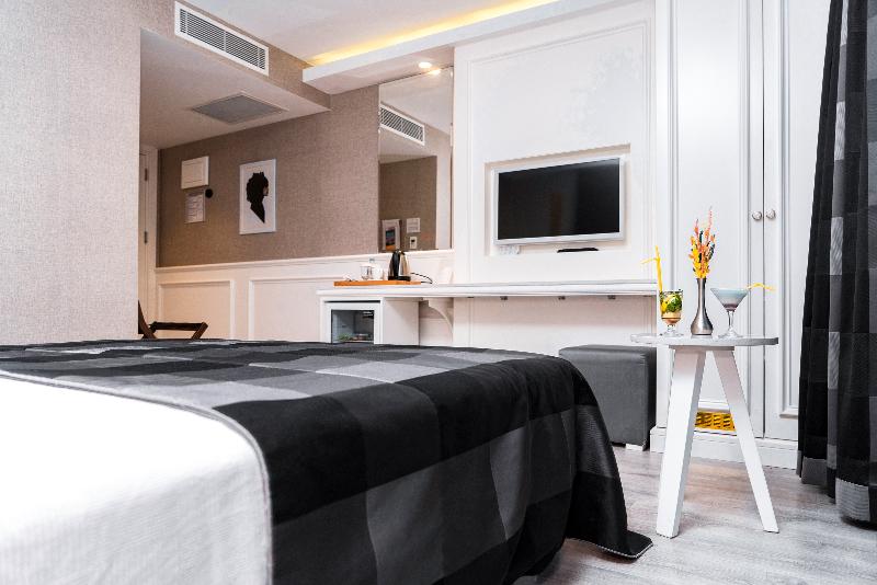 Sky Kamer Boutique Hotel - Oda