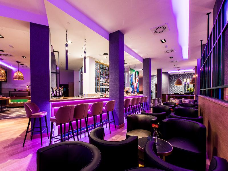 NYX Hotel Bilbao by Leonardo Hotels - Bar